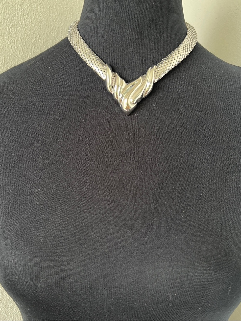 Whiting & Davis Silver Snake Mesh Signed V-Shaped Collar Necklace